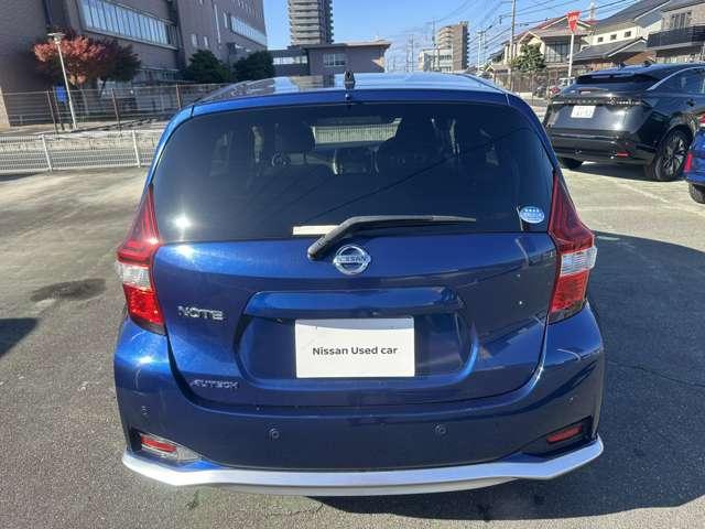 ハッチバックをあけると荷物を積めるスペースが♪