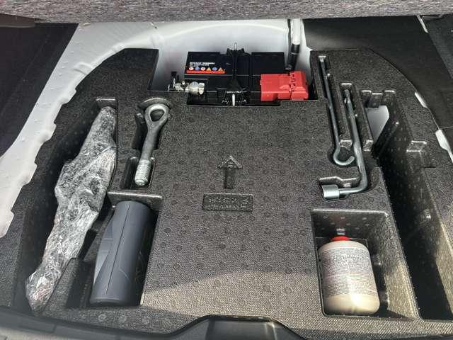 キックス Ｘ（ｅ－ＰＯＷＥＲ）　プロパイロット　純正ナビ　全周囲カメラ　ＳＯＳコール　踏み間違い防止　衝突軽減ブレーキ　フルセグＴＶ　Ｂｌｕｅｔｏｏｔｈ接続　ＥＴＣ２．０　ＬＥＤヘッドライト　純正アルミ　ワンオーナー（14枚目）