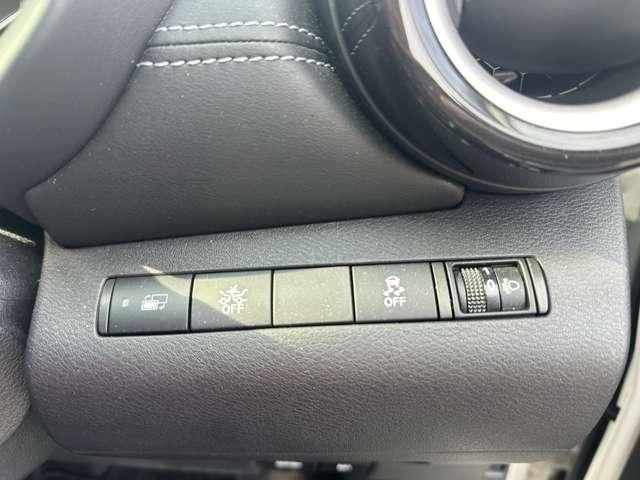 キックス Ｘ（ｅ－ＰＯＷＥＲ）　プロパイロット　純正ナビ　全周囲カメラ　ＳＯＳコール　踏み間違い防止　衝突軽減ブレーキ　フルセグＴＶ　Ｂｌｕｅｔｏｏｔｈ接続　ＥＴＣ２．０　ＬＥＤヘッドライト　純正アルミ　ワンオーナー（20枚目）