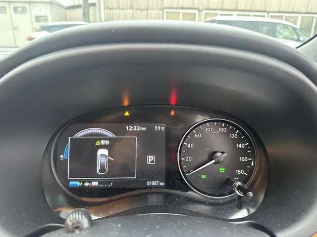 キックス Ｘ　ツートーンインテリアエディション（ｅ－ＰＯＷＥＲ　プロパイロット　純正ナビ　全周囲カメラ　衝突軽減ブレーキ　踏み間違い防止　ワンオーナー　　シートヒーター　スマートルームミラー　純正ドラレコ　Ｂｌｕｅｔｏｏｔｈ接続　ＵＳＢ入力端子　ＥＴＣ２．０（17枚目）