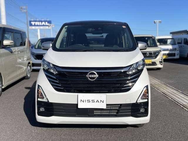 デイズ ハイウェイスターＧタボアバンクロムプロパイロットＥＤ　プロパイロット　全周囲カメラ　ＳＯＳコール　ＥＴＣ２．０　ナビ　Ｂｌｕｅｔｏｏｔｈ接続　ＵＳＢ入力端子　ＨＤＭＩ　ハイビームアシスト　ドラレコ（9枚目）