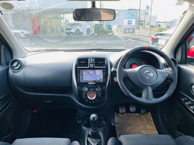 マーチ ニスモ　Ｓ　ＭＴ　オートライト　ナビ　Ｂｌｕｅｔｏｏｔｈ接続　横滑り防止装置（4枚目）