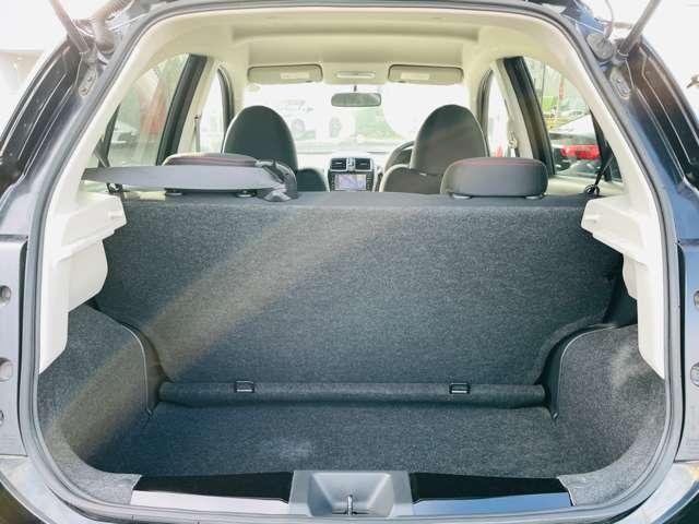 マーチ ニスモ　Ｓ　ＭＴ　オートライト　ナビ　Ｂｌｕｅｔｏｏｔｈ接続　横滑り防止装置（11枚目）