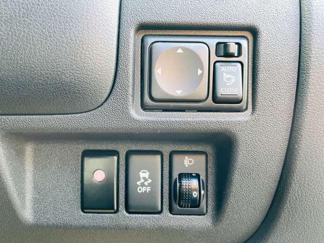 マーチ ニスモ　Ｓ　ＭＴ　オートライト　ナビ　Ｂｌｕｅｔｏｏｔｈ接続　横滑り防止装置（14枚目）