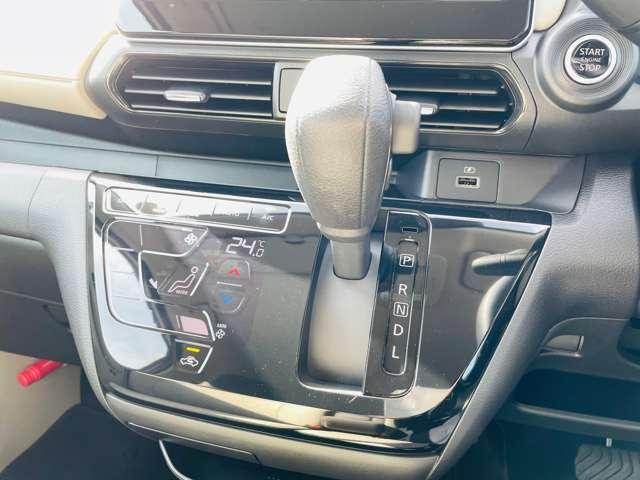 デイズ X 自社社用車 全周囲カメラ オーディオ再生 Bluetooth接続 USB入力端子 ハイビームアシスト 横滑り防止装置 踏み間違い防止装置 車線逸脱警報(5枚目)