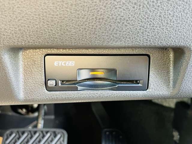 リーフ オーテック　ワンオーナー　バックカメラ　ＥＴＣ２．０　ナビ　Ｂｌｕｅｔｏｏｔｈ接続　ＵＳＢ入力端子　ＨＤＭＩ　クルーズコントロール　ハイビームアシスト　充電ケーブル　純正エアロ　シートヒーター　横滑り防止装置（15枚目）