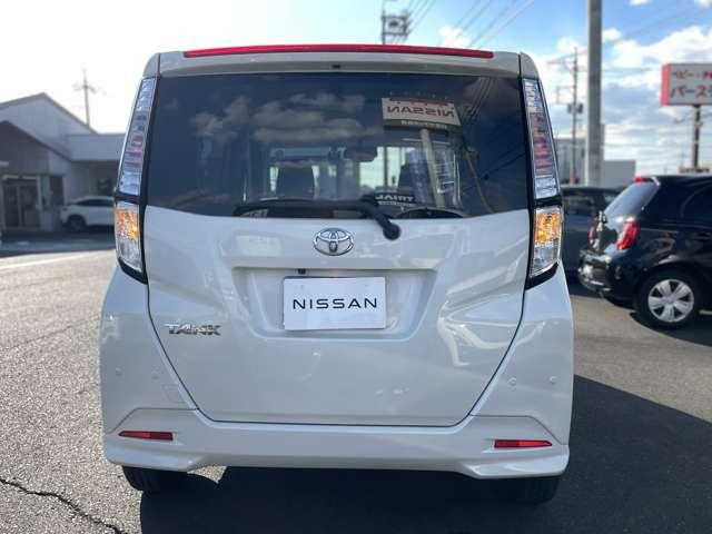 タンク Ｇ－Ｔ　ワンオーナー　両側電動スライドドア　クルーズコントロール　バックカメラ　ディスプレイオーディオ　ナビ　オートライト　ＵＳＢ入力端子　ドラレコ　踏み間違い防止装置　横滑り防止装置（10枚目）