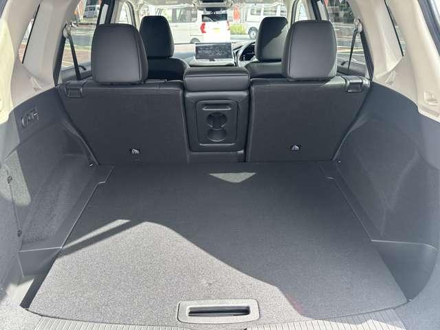 エクストレイル １．５　Ｇ　ｅ－４ＯＲＣＥ　４ＷＤ　自社社用車　プロパイロット　純正ナビ（13枚目）