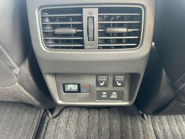 エクストレイル １．５　Ｇ　ｅ－４ＯＲＣＥ　４ＷＤ　自社社用車　プロパイロット　純正ナビ（17枚目）