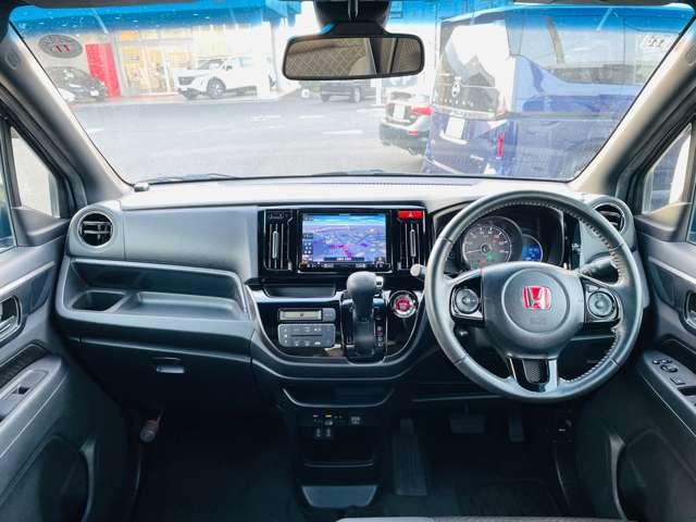 N-WGNカスタム G SSパッケージ ワンオーナー クルーズコントロール ナビ Bluetooth接続 USB入力端子 ETC オートライト 横滑り防止装置 踏み間違い防止装置(4枚目)