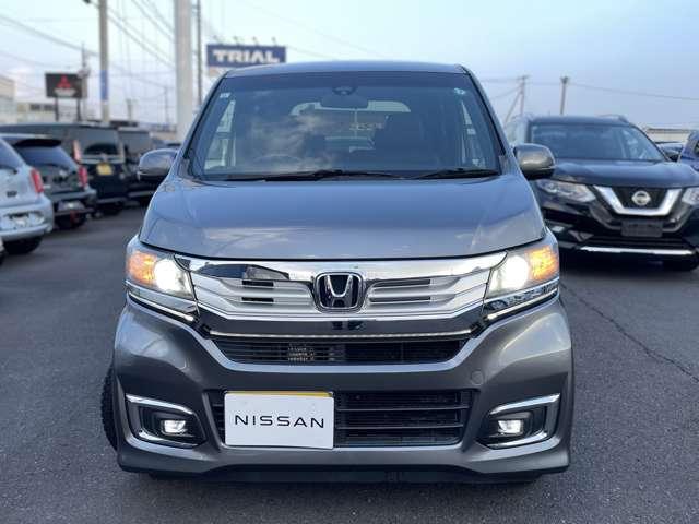 N-WGNカスタム G SSパッケージ ワンオーナー クルーズコントロール ナビ Bluetooth接続 USB入力端子 ETC オートライト 横滑り防止装置 踏み間違い防止装置(9枚目)