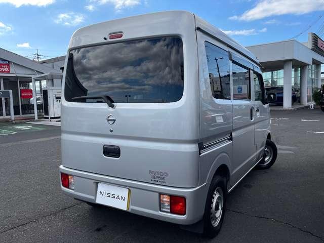 NV100クリッパーバン DX GLパッケージ 両側スライドドア CD再生 パワーウインドウ(2枚目)