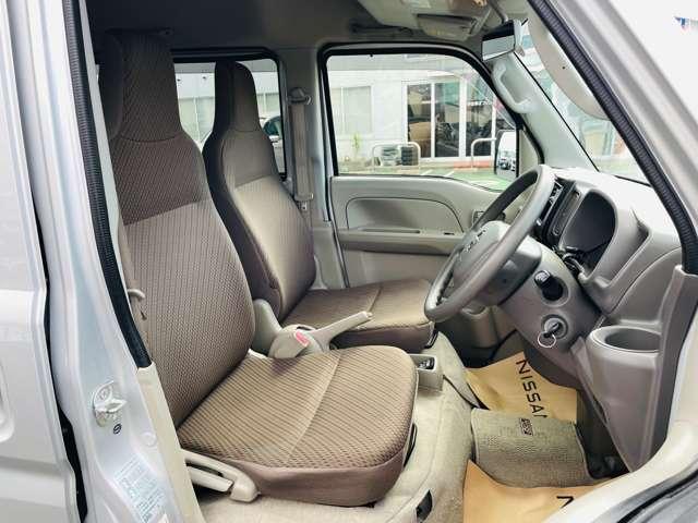 NV100クリッパーバン DX GLパッケージ 両側スライドドア CD再生 パワーウインドウ(7枚目)