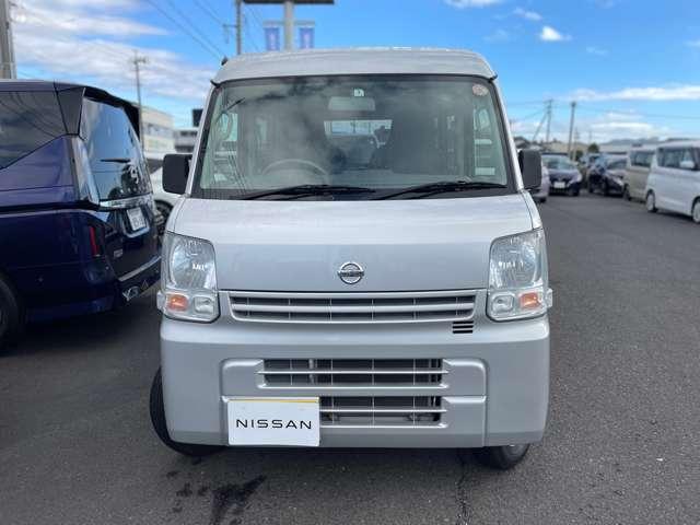 NV100クリッパーバン DX GLパッケージ 両側スライドドア CD再生 パワーウインドウ(9枚目)