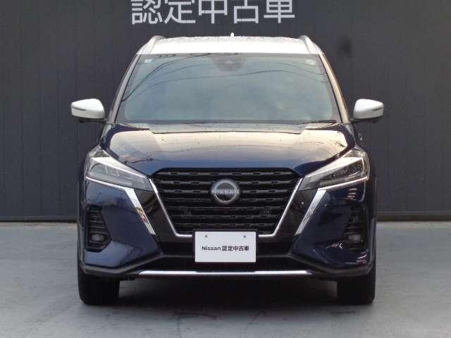 キックス Ｘ　ツートーンインテリアエディション　１．２　Ｘ　ツートーン　インテリアエディション（ｅ－ＰＯＷＥＲ）／社用車／プロパイロット／ナビ／全周囲カメラ／ＥＴＣ／衝突被害軽減ブレーキ／横滑り防止装置／アクセル踏み間違い防止装置／障害物センサー（5枚目）
