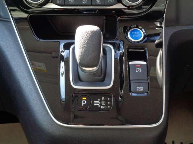 セレナ 1.2 e-POWER ハイウェイスター V /プロパイロット/ナビ/後席モニター/全周囲(18枚目)
