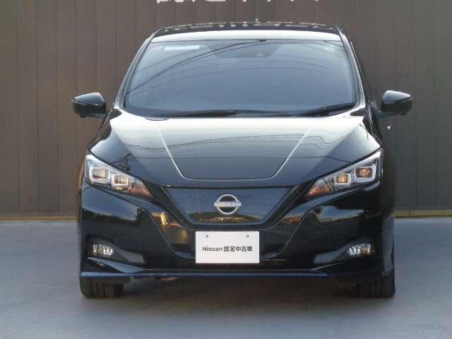 リーフ ｅ＋　Ｘ　／プロパイロット／純正９インチナビ／全周囲カメラ／ドラレコ前後／ＥＴＣ２．０／衝突被害軽減ブレーキ／横滑り防止装置／アクセル踏み間違い防止装置／障害物センサー（5枚目）