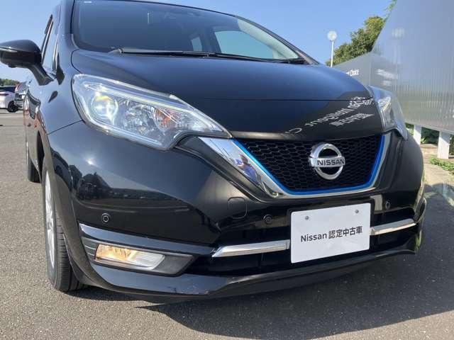 ノート １．２　ｅ－ＰＯＷＥＲ　メダリスト　ワンオーナー　メモリーナビ　全周囲カメラ　被害軽減ブレーキ　ＴＶナビ　ドライブレコーダ　バックモニター　クルコン　インテリキー　アイドリングストップ　盗難防止装置　ＬＥＤランプ　車線逸脱警報システム　ワンオーナー　キーフリー　アルミホイール（9枚目）