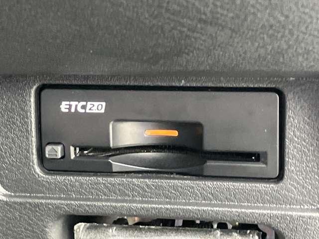 オーラ G ワンオーナー コネクトナビ 全周囲カメラ BOSE 自動(被害軽減)ブレーキ LED LKA サイドカメラ ETC カーテンエアバッグ イモビライザー アルミホイール インテリジェントキー パワーウィンドウ ワンオーナー フルオートエアコン ナビTV(16枚目)