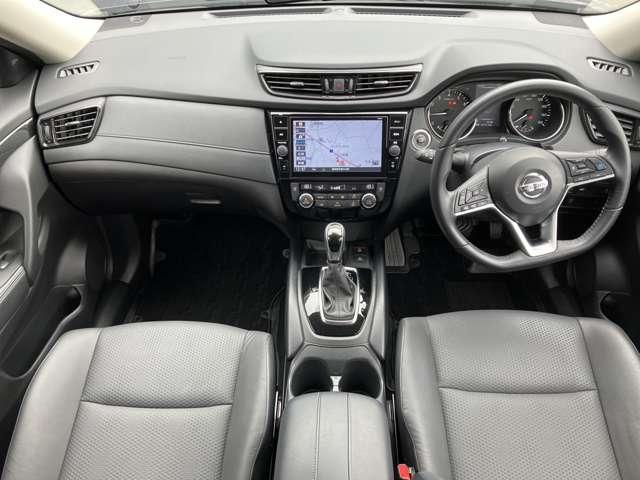 エクストレイル 20Xi 3列車 ワンオーナー 大画面ナビ 全周囲カメラ アイドリングストップ車 LEDヘットライト Rカメラ 盗難防止装置 インテリキー レーンキープアシスト ETC ドライブレコーダー 記録簿 キーフリー 1オーナー TVナビ オートエアコン ABS(3枚目)