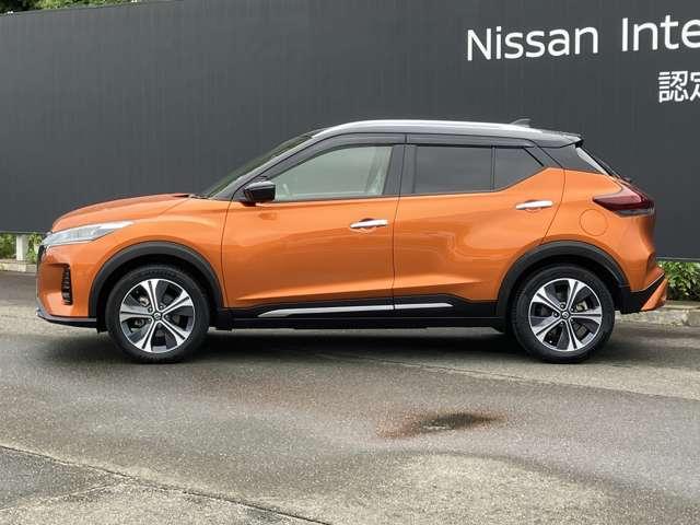 キックス １．２　Ｘ　ツートーン　インテリアエディション　（ｅ－ＰＯＷＥＲ）　ワンオーナー　大画面ナビ　全周囲カメラ　エマージェンシーＢ　セキュリティ　アラウンドモニター　Ｒカメラ　ＬＥＤ　ワンオーナ　エアコン　ドラレコ　スマートキー　記録簿　ＥＴＣ　メモリーナビ　サイドエアバック　ＡＷ　キーレス　寒冷地仕様　ＡＢＳ（6枚目）