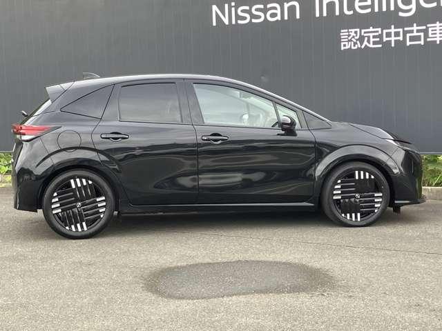 オーラ 1.2 G レザーエディション 当社社用車UP コネクトナビ 全周囲カメラ ワンオーナ 追突防止 レーダークルーズ 車線逸脱警報装置 禁煙車 LED 盗難防止 記録簿 バックモニター ETC インテリジェントキー メモリーナビゲーション AW キーレスエントリー ABS(8枚目)
