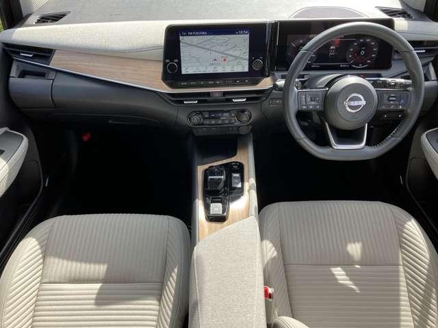 オーラ 1.2 G レザーエディション 当社社用車UP コネクトナビ 全周囲カメラ ワンオーナ 追突防止 レーダークルーズ 車線逸脱警報装置 寒冷地仕様 禁煙車 LED 盗難防止 記録簿 バックモニター ETC インテリジェントキー メモリーナビゲーション AW キーレスエントリー(3枚目)