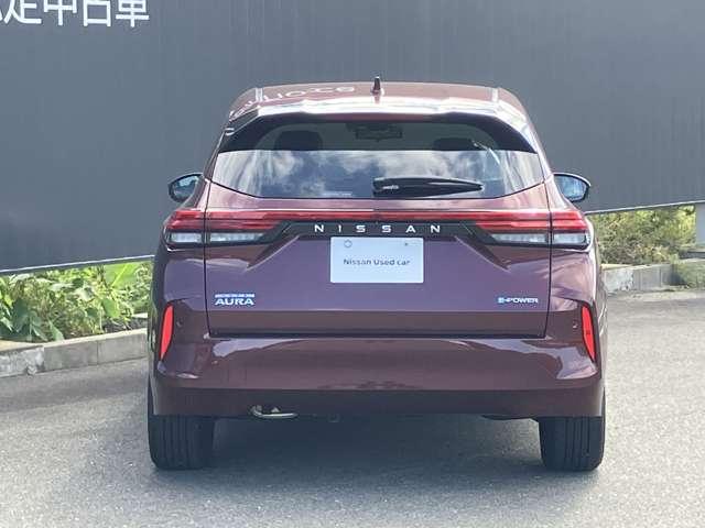 オーラ 1.2 G レザーエディション 当社社用車UP コネクトナビ 全周囲カメラ ワンオーナ 追突防止 レーダークルーズ 車線逸脱警報装置 寒冷地仕様 禁煙車 LED 盗難防止 記録簿 バックモニター ETC インテリジェントキー メモリーナビゲーション AW キーレスエントリー(7枚目)