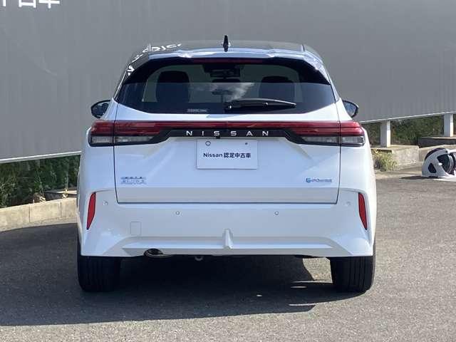 オーラ 1.2 G レザーエディション 当社社用車UP コネクトナビ 全周囲カメラ ワンオーナ 追突防止 レーダークルーズ 車線逸脱警報装置 禁煙車 LED 盗難防止 記録簿 バックモニター ETC インテリジェントキー メモリーナビゲーション AW キーレスエントリー ABS(7枚目)