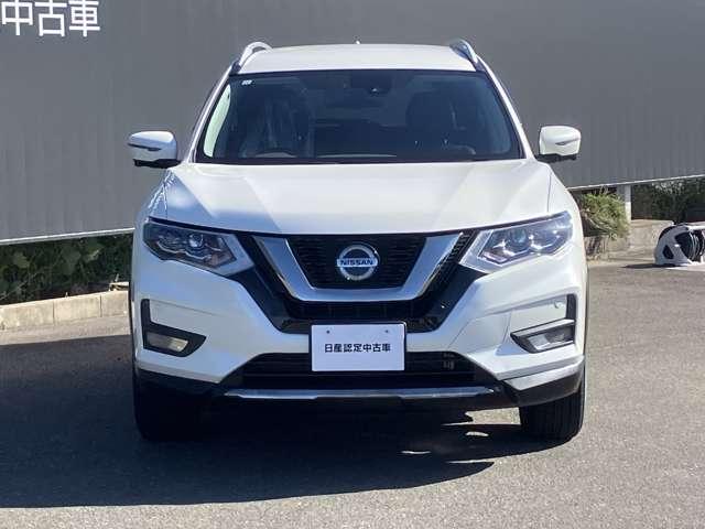 エクストレイル ２．０　２０Ｘｉ　２列車　ワンオーナー　大画面ナビ　全周囲カメラ　アイドリングストップ車　ＬＥＤヘットライト　寒冷地仕様　Ｒカメラ　盗難防止装置　インテリキー　レーンキープアシスト　ＥＴＣ　ドライブレコーダー　記録簿　キーフリー　１オーナー　ＴＶナビ　オートエアコン（5枚目）