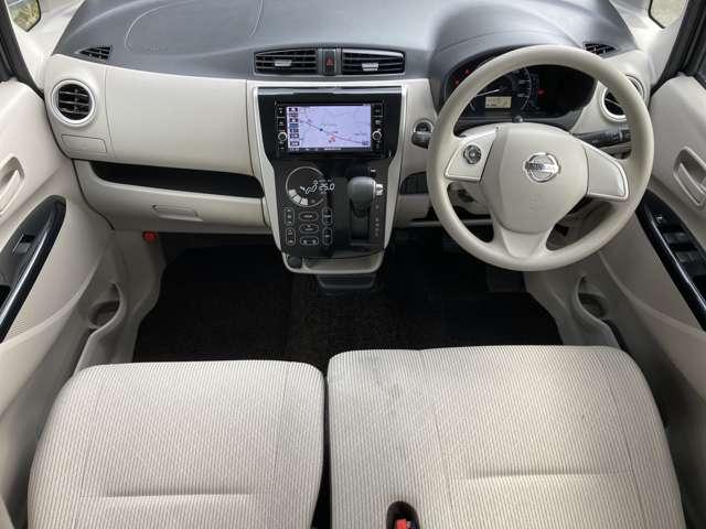 デイズ ６６０　Ｘ　ワンオーナー　純正メモリーナビ　エマジェンシーブレーキ　ｉＳＴＯＰ　イモビライザー　Ｗエアバック　１オーナー　ＴＶナビ　オ－トエアコン　バックカメラ　メモリーナビ　ＡＢＳ　記録簿有　運転席エアバッグ　キーレス　パワーウィンドウ（3枚目）