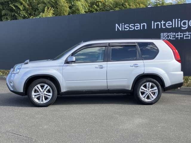 エクストレイル 2.0 20X 4WD メモリーナビ バックカメラ 取説記録簿 Bカメ キーレスキー スマキー パートタイム4WD 1オーナー 運転席助手席エアバッグ ナビテレビ イモビライザー ETC車載器 ワンセグ パワーウィンド AUTOエアコン メモリーナビ(6枚目)