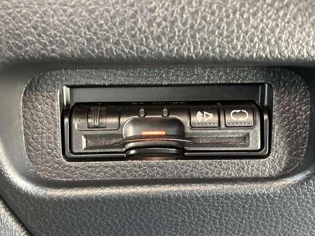 エクストレイル 2.0 20X 4WD メモリーナビ バックカメラ 取説記録簿 Bカメ キーレスキー スマキー パートタイム4WD 1オーナー 運転席助手席エアバッグ ナビテレビ イモビライザー ETC車載器 ワンセグ パワーウィンド AUTOエアコン メモリーナビ(14枚目)