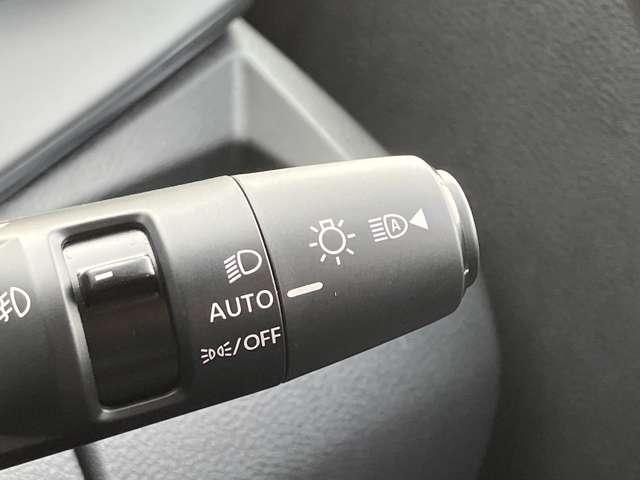 オーラ 1.2 G レザーエディション 試乗車UP コネクトナビ プロパイロット ワンオーナ 追突防止 レーダークルーズ 車線逸脱警報装置 禁煙車 LED 盗難防止 記録簿 バックモニター ETC インテリジェントキー メモリーナビゲーション AW キーレスエントリー ABS(17枚目)