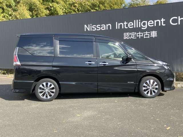 セレナ 2.0 ハイウェイスター VセレクションII ワンオーナー 防水シート 大画面ナビ バックモニタ 全周囲モニタ アイスト 寒冷地 インテリキー LEDライト ETC車載器 オートクルーズコントロール サイドエアバッグ 記録簿 ドライブレコーダー メモリ-ナビ アルミ TVナビ ABS(8枚目)