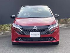 եȥ饹ξˤϾͷڸ֥졼֤դƤꡢ˱žڤǤȤǤޤ 5