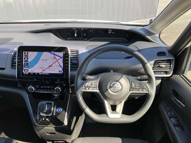 セレナ １．２　ｅ－ＰＯＷＥＲ　ＸＶ　ワンオーナー　ワイドメモリーナビ　バックビューモニター　全方位モニタ　両側パワースライドドア　ＬＥＤヘッドライト　クルーズコントロール　ワンオーナー車　ＥＴＣ　スマートキー　ドライブレコーダー　アルミホイール　車線逸脱　キーレス（4枚目）