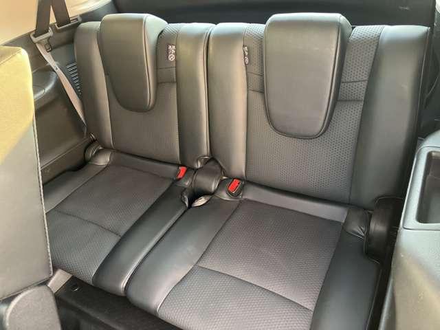 エクストレイル ２．０　２０Ｘ　３列車　メーカーナビ　アラウンドモニター　車線逸脱警報　Ｂカメラ　インテリキー　クルコン　Ａストップ　ＬＥＤライト　アルミホイール　ＥＴＣ　ナビ・ＴＶ　記録簿　エアコン　メモリーナビ　キーレスエントリー　ワンセグテレビ　ＡＢＳ　エアバッグ（20枚目）