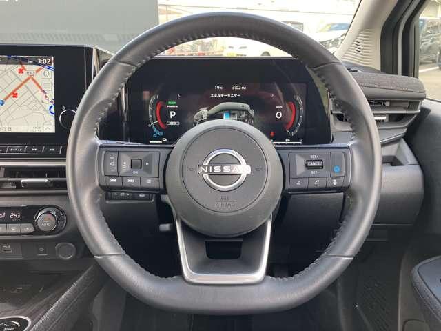 オーラ 1.2 G レザーエディション 当社試乗車UP メーカーナビ インテリキー ワンオーナ 追突防止 レーダークルーズ 本革 車線逸脱警報装置 記録簿 バックモニター ETC インテリジェントキー メモリーナビゲーション AW キーレスエントリー オートエアコン 展示試乗車UP(10枚目)