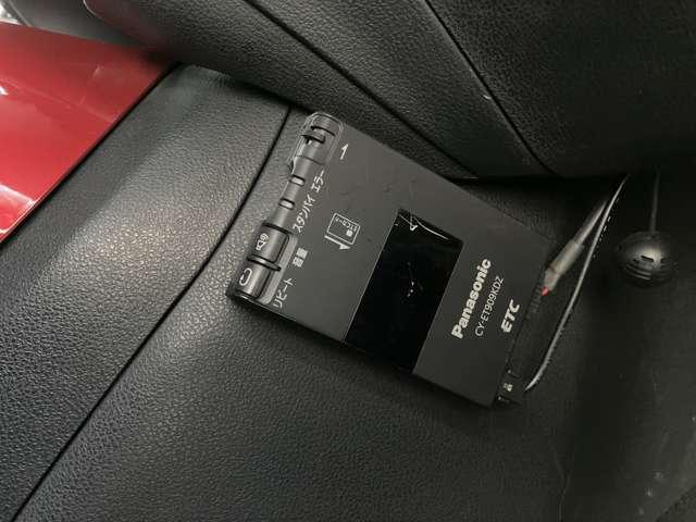 ジューク 1.5 15RX パーソナライゼーション メモリーナビ バックカメラ インテリキー ワンセグTV アルミホイール インテリジェントキー バックモニター ETC オートエアコン アイドリングストップ メモリーナビ(13枚目)
