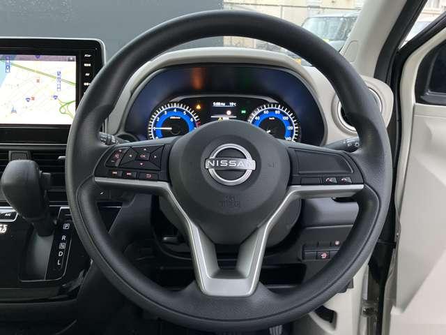 デイズ 660 X 当社試乗車UP ワイドメモリーナビ アラウンドM 踏み間違え防止 スマートキー バックカメラ 1オーナー レーンキープ アイドリングストップ キーレス フルオートエアコン ナビTV WAB 記録簿 運転席エアバック PS アルミホイール(10枚目)