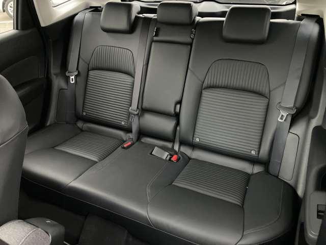 オーラ 1.2 G レザーエディション 当社試乗車UP メーカーナビ インテリキー ワンオーナ 追突防止 レーダークルーズ 本革 車線逸脱警報装置 LED 記録簿 バックモニター ETC インテリジェントキー メモリーナビゲーション AW キーレスエントリー オートエアコン ABS(18枚目)