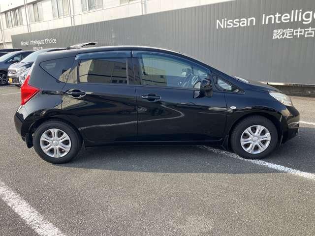 ノート １．２　Ｘ　メモリーナビ　バックカメラ　インテリキー　記録簿付き　Ｄレコ　スマトキー　キーレス　運転席助手席エアバッグ　ナビＴＶ　ワンセグ　バックカメラ　エアコン　パワーウィンドウ　パワーステアリング　ＡＢＳ　メモリーナビ　運転席エアバック　Ａ－ＳＴＯＰ（20枚目）