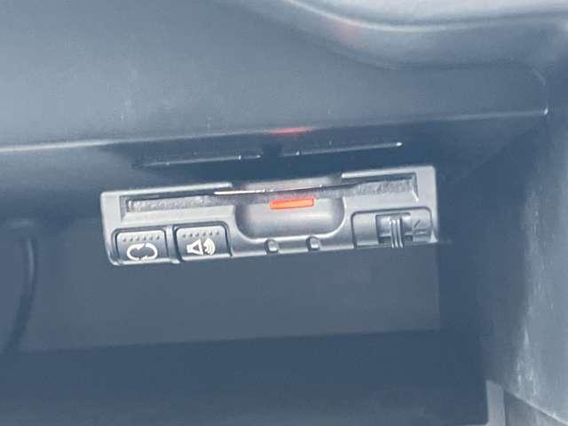 ノート １．２　ｅ－ＰＯＷＥＲ　メダリスト　ワンオーナー　メモリーナビ　インテリキー　被害軽減ブレーキ　ＴＶナビ　ドライブレコーダ　バックモニター　インテリキー　ＬＥＤランプ　車線逸脱警報システム　ワンオーナー　キーフリー　アルミホイール　ＥＴＣ　オートエアコン　記録簿　メモリーナビ（18枚目）