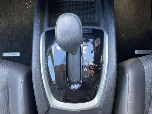 エクストレイル ２．０　２０Ｘ　ハイブリッド　エマージェンシーブレーキパッケージ　４ＷＤ　メーカーナビ　アラウンドモニター　アラウンドビューカメラ　ナビ＆ＴＶ　点検記録簿　キーレスエントリー　エアコン　パワーステアリング　メモリナビ　ＡＷ　スマ－トキ－　ＥＴＣ車載器　オートクルーズコントロール　ＬＥＤヘッドランプ　ワンセグ（7枚目）