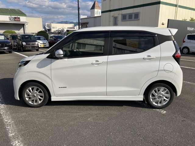 デイズ 660 ハイウェイスターX ワンオーナー ワイドメモリーナビ ブレーキサポート LED ドライブレコーダー 1オーナー インテリジェントキー レーンキープ バックカメラ ナビTV アイドリングストップ オートエアコン デュアルエアバッグ 記録簿 アルミホイール(20枚目)