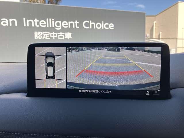 アラウンドビューモニター　駐車場での車庫入れや狭い道路での走行にカメラで確認が出来るので安心です。