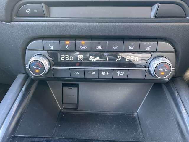 フルオートエアコン　温度設定をすれば自宅のエアコンのように車内の温度をコントロール