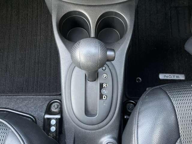 ノート 1.2 X ワンオーナー メモリーナビ インテリキー レーダーブレーキサポート 1オーナー車 記録簿付き Dレコ スマトキー キーレス 運転席助手席エアバッグ ナビTV ワンセグ バックカメラ エアコン パワーウィンドウ パワーステアリング ABS(8枚目)