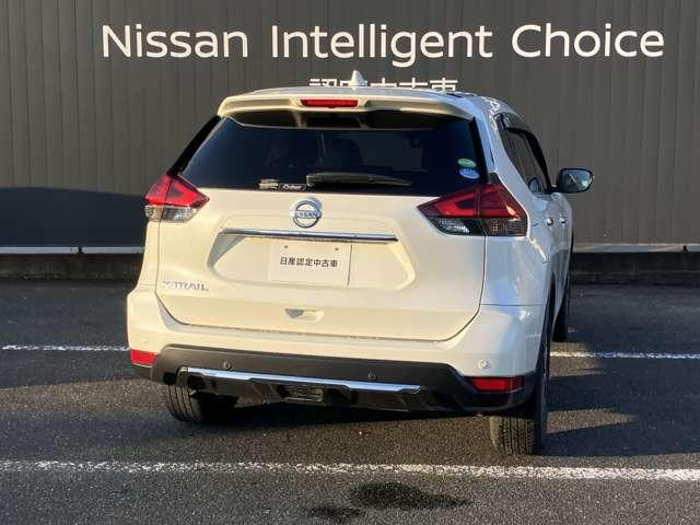 エクストレイル 2.0 20X 2列車 ワンオーナー メモリーナビ インテリキー 車線逸脱警報 インテリキー Aストップ LEDライト アルミホイール ETC ナビ・TV 記録簿 エアコン メモリーナビ キーレスエントリー ワンセグテレビ ABS エアバッグ パワーステアリング(5枚目)